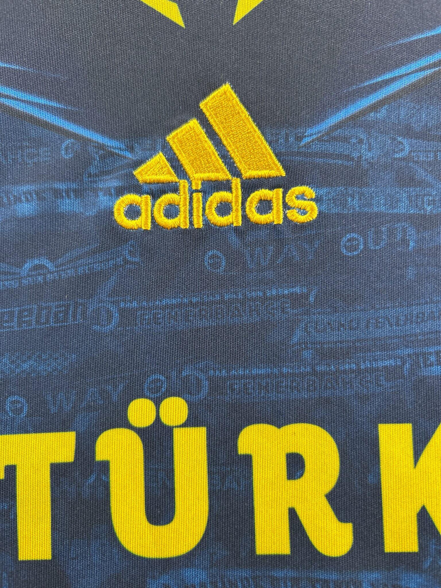 Fenerbahce Third Shirt 2013/14 Kuyt 11 (M)