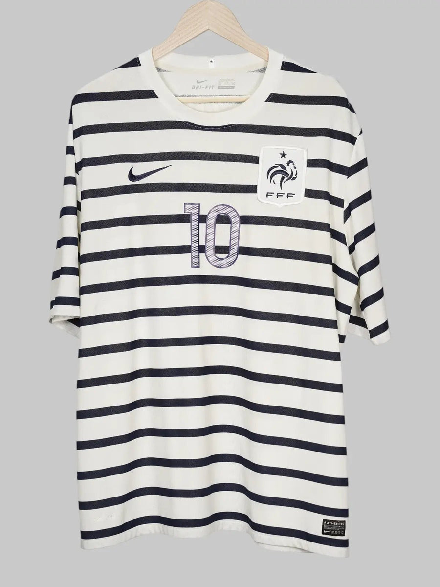France Away Shirt 2011/12 Benzema 10 (XXL)
