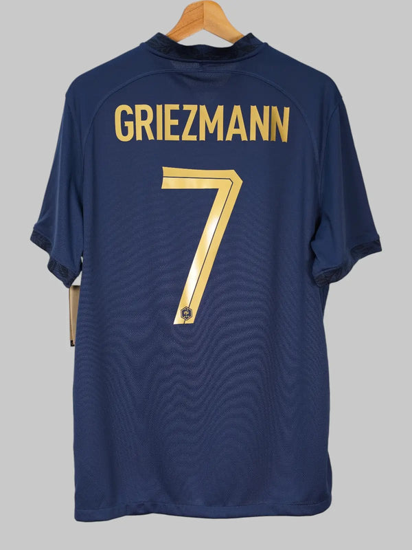 France Home Shirt 2022/23 BNWT Griezmann #7 (L)
