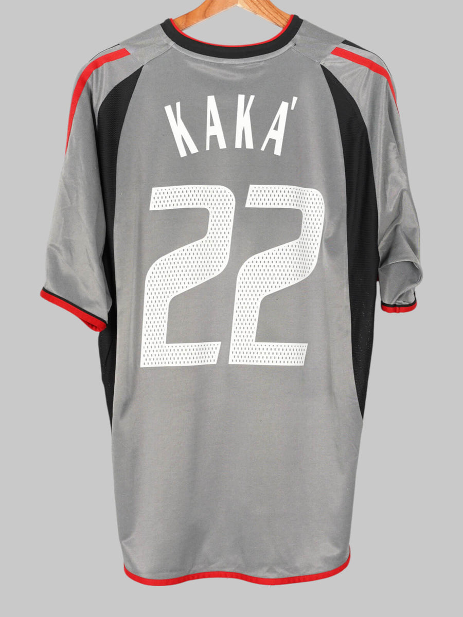 2003/4 AC Milan Kaka #22 Third Shirt (L)