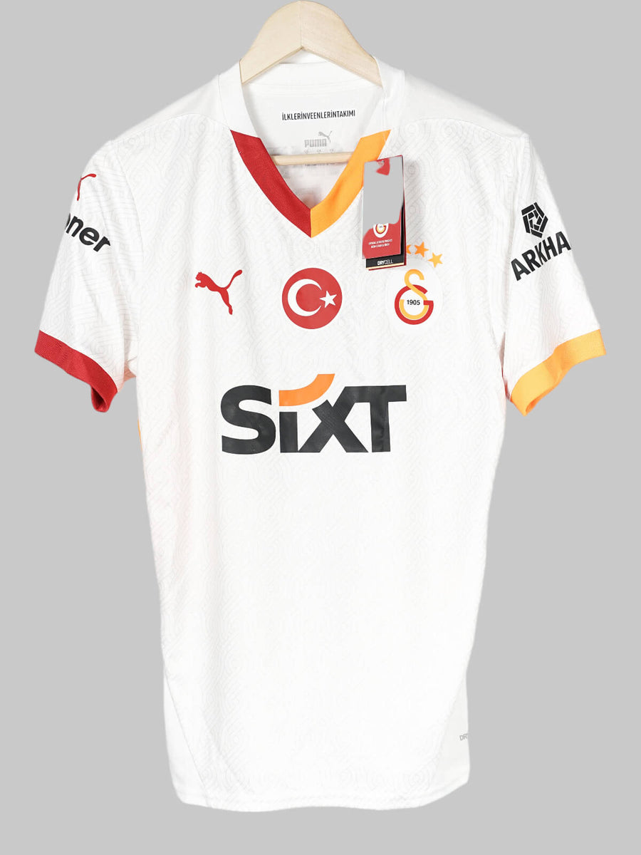 Galatasaray Away Shirt 2024/25 Osimhen 45 BNWT (S)