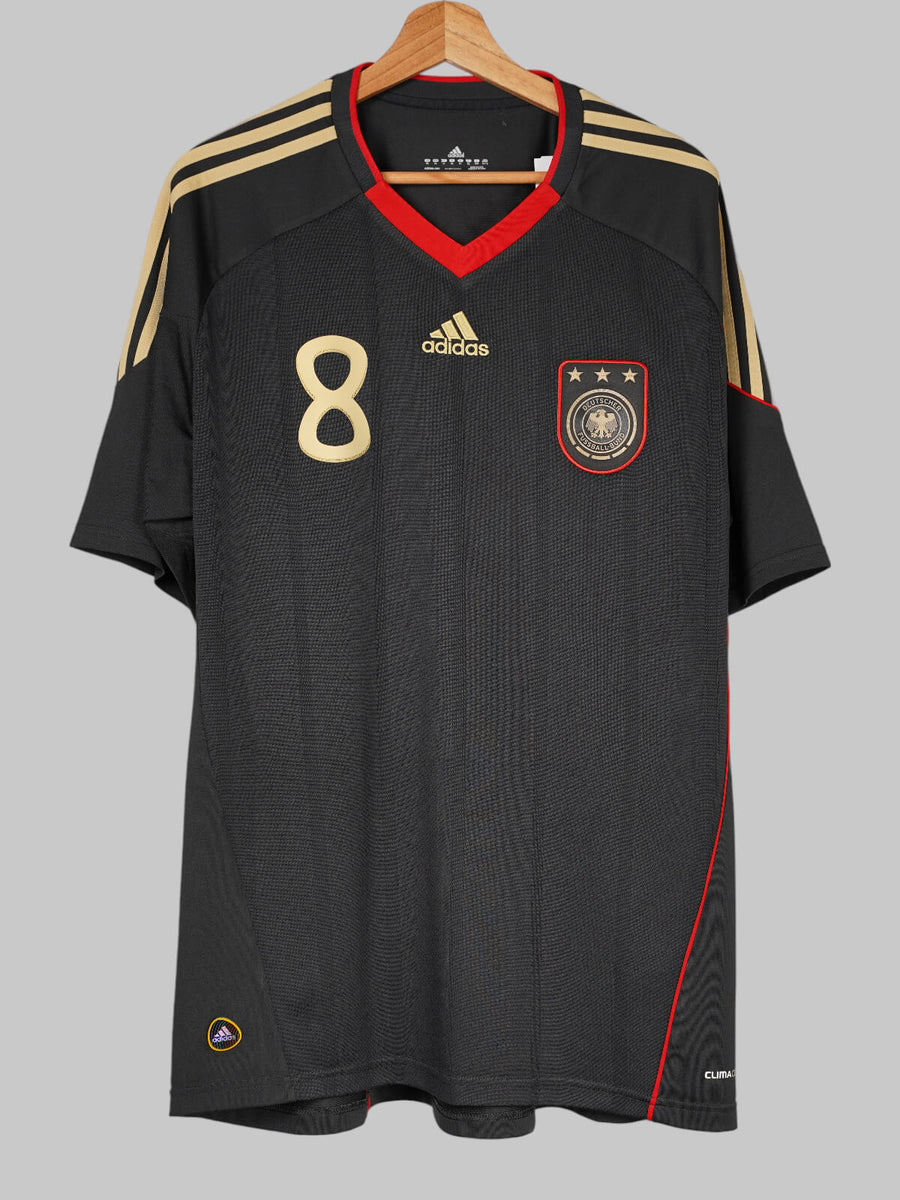 Germany Away Shirt 2010/11 Ozil 8 (XL)