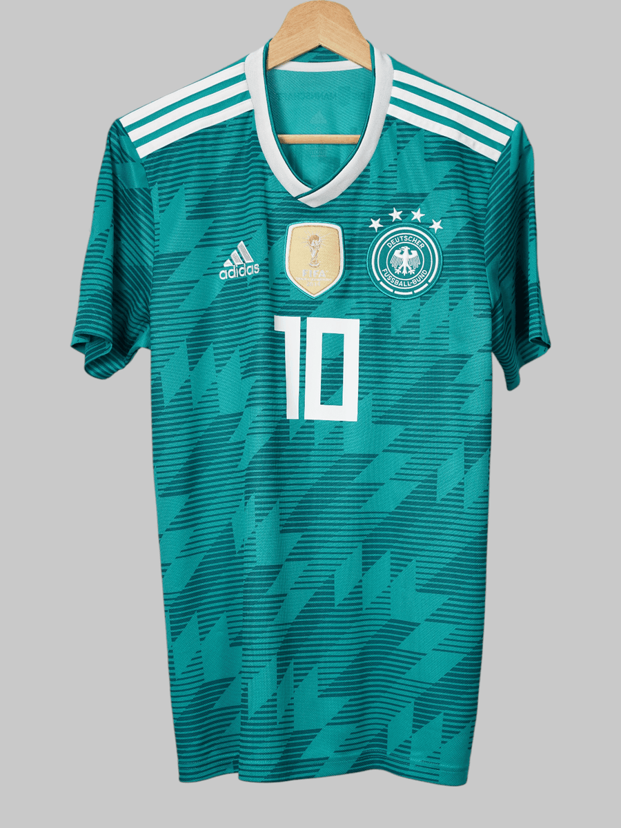 Germany Away Shirt 2018/19 Ozil 10 (S)