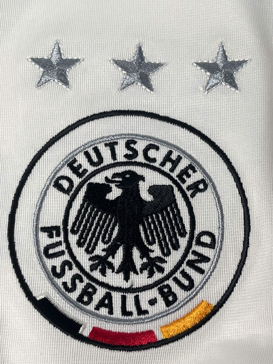 Germany Home Shirt 2004/5 Podolski #20 (L)