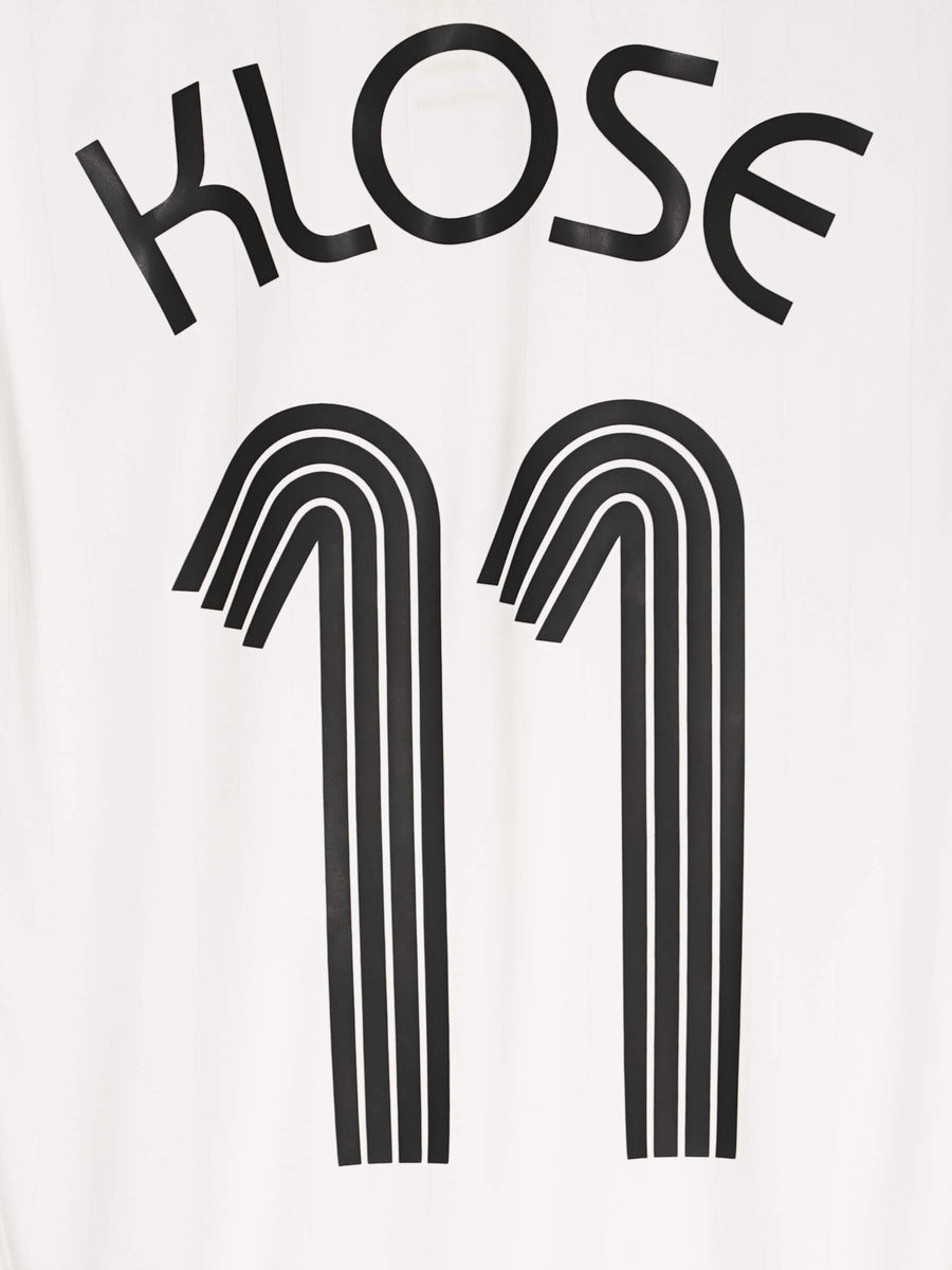 Germany Home Shirt 2006/7 Klose 11 (L)