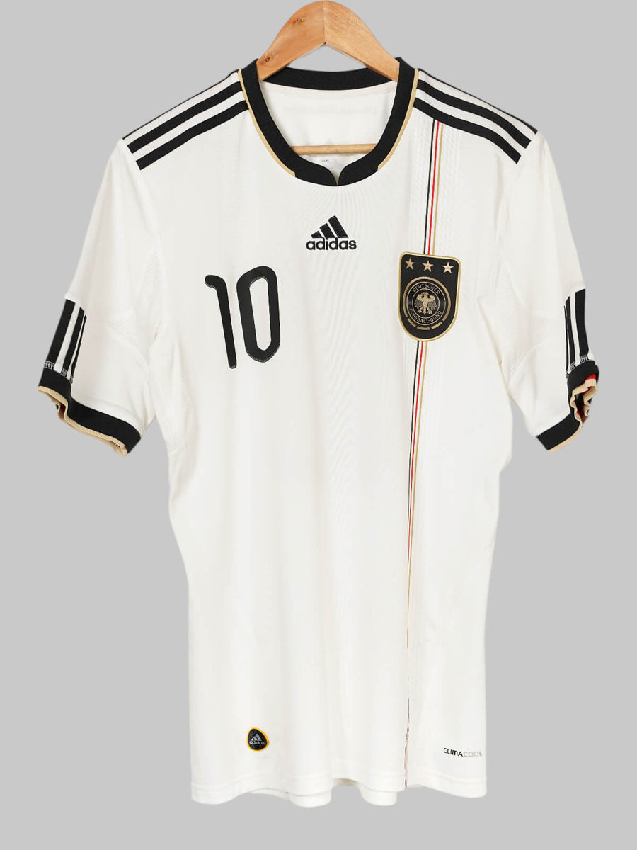 Germany Home Shirt 2010/11 Podolski 10 (M)