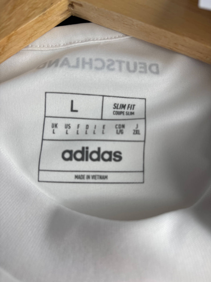 Germany Home Shirt 2024/25 BNWT Muller 13 (L)