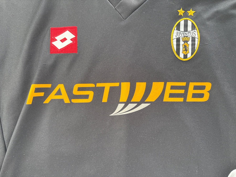 2001/02 Juventus Davids #26 Away Shirt (XL)