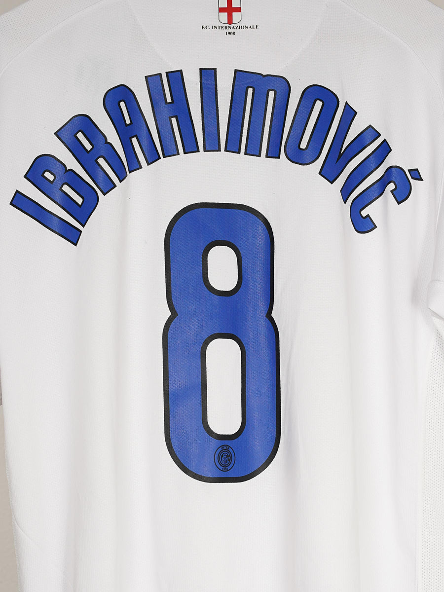 Inter Milan Away Shirt 2006/7 Ibrahimovic 8 (XL)
