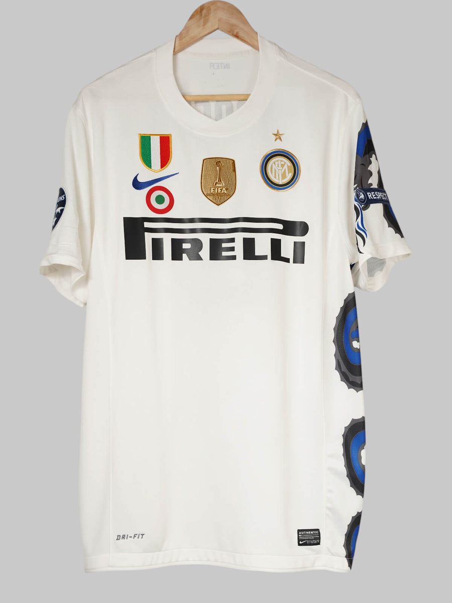 Inter Milan Away Shirt 2010/11 J. Zanetti 4 (L)