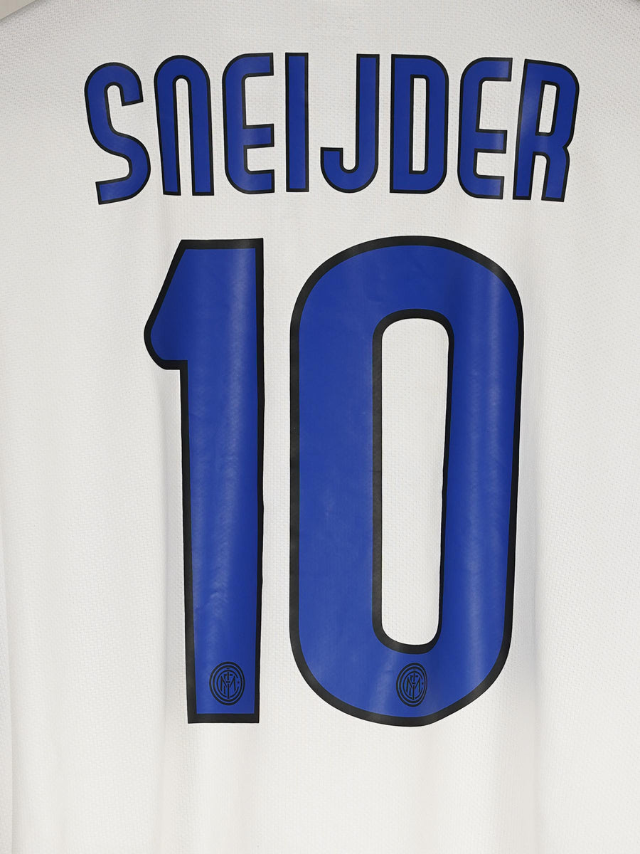 Inter Milan Away Shirt 2010/11 Sneijder 10 (L)