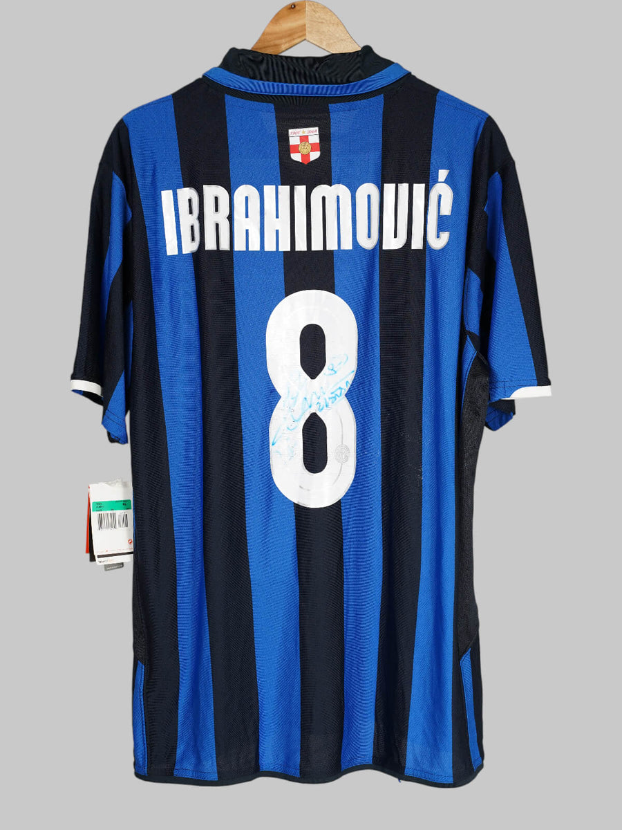 Inter Milan Home Shirt 2007/8 Signed Ibrahimovic 8 BNWT (XL)