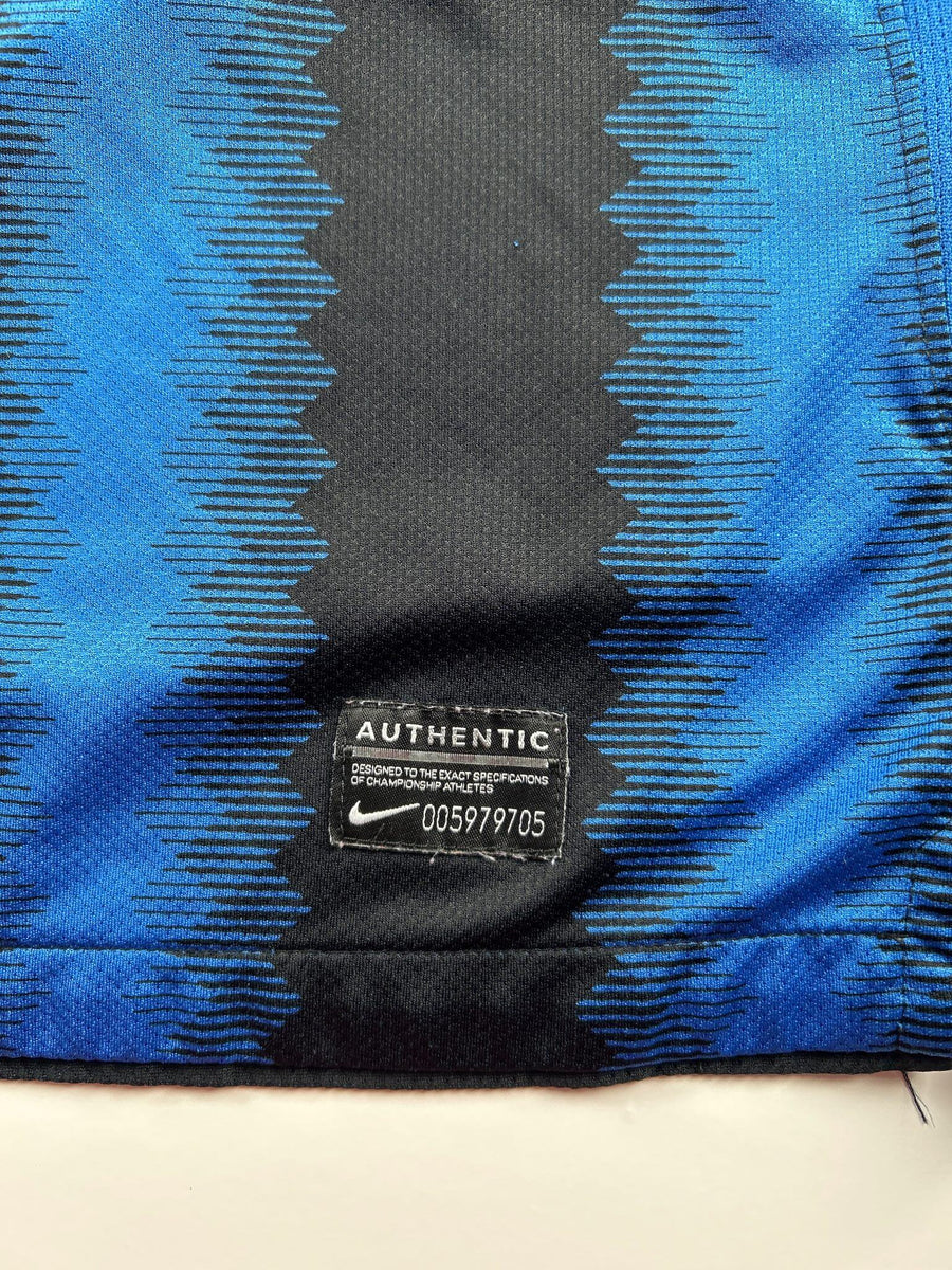 Inter Milan Home Shirt 2010/11 Balotelli 45 (M)