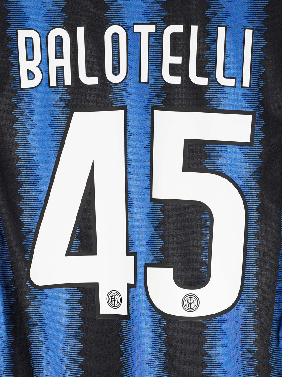 Inter Milan Home Shirt 2010/11 Balotelli 45 (M)