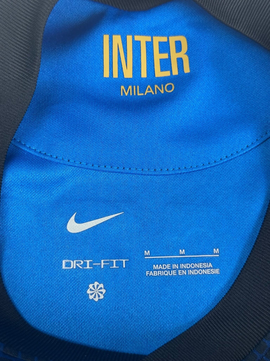 Inter Milan Home Shirt 2021/22 Bastoni 95 (M)