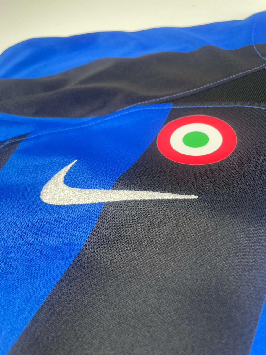 Inter Milan Home Shirt 2022/23 Lautaro 10 (M)