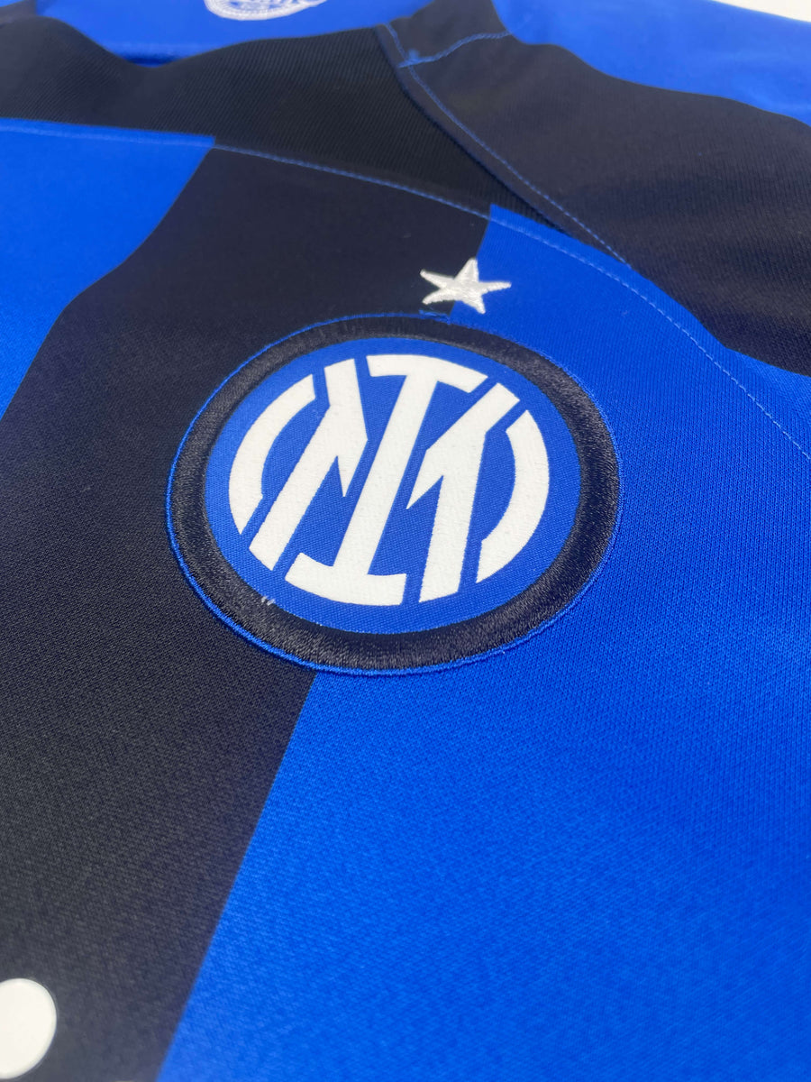 Inter Milan Home Shirt 2022/23 Lautaro 10 (M)