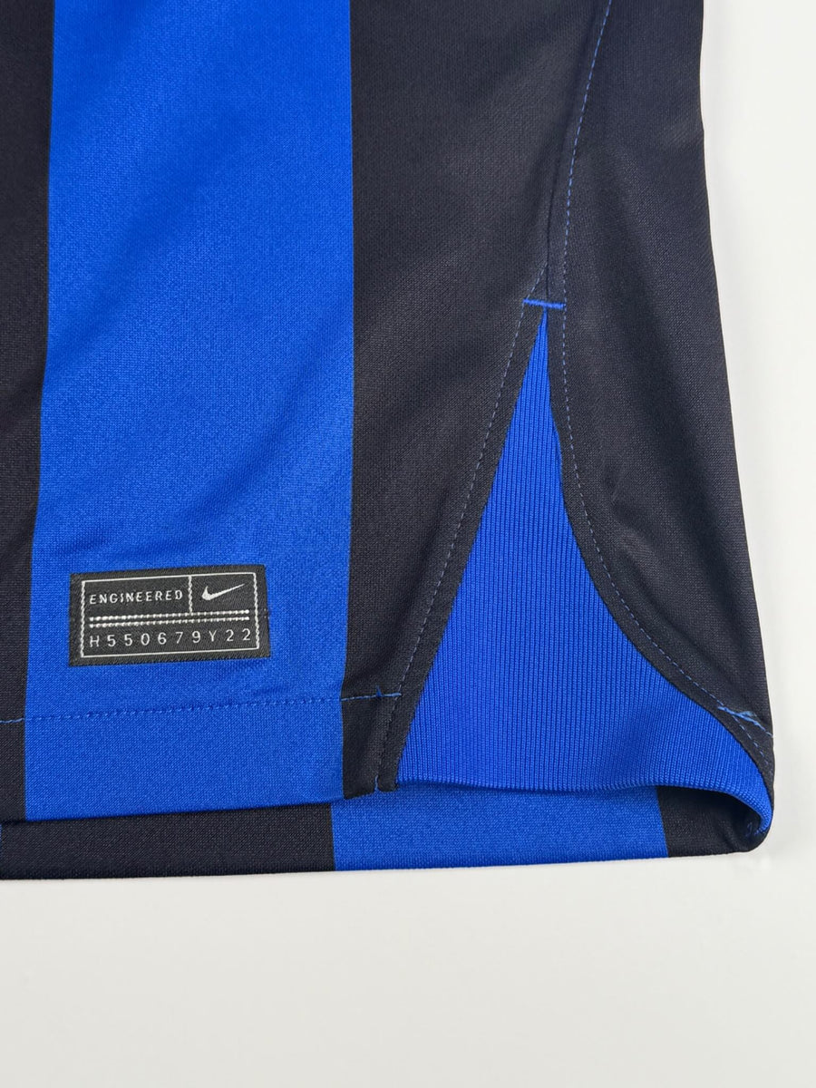 Inter Milan Home Shirt 2022/23 Lautaro 10 (M)