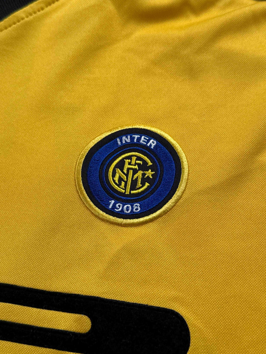 Inter Milan Third Shirt 1999/00 Vieri 32 (XL)
