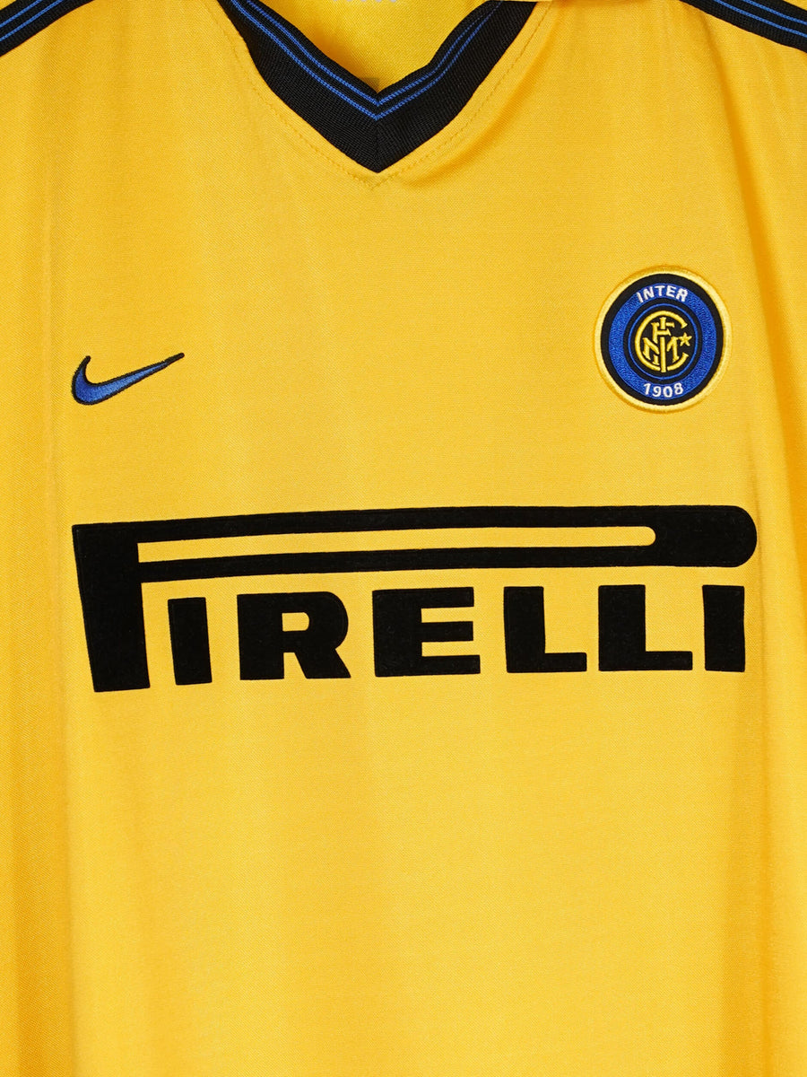 Inter Milan Third Shirt 1999/00 Vieri 32 (XL)