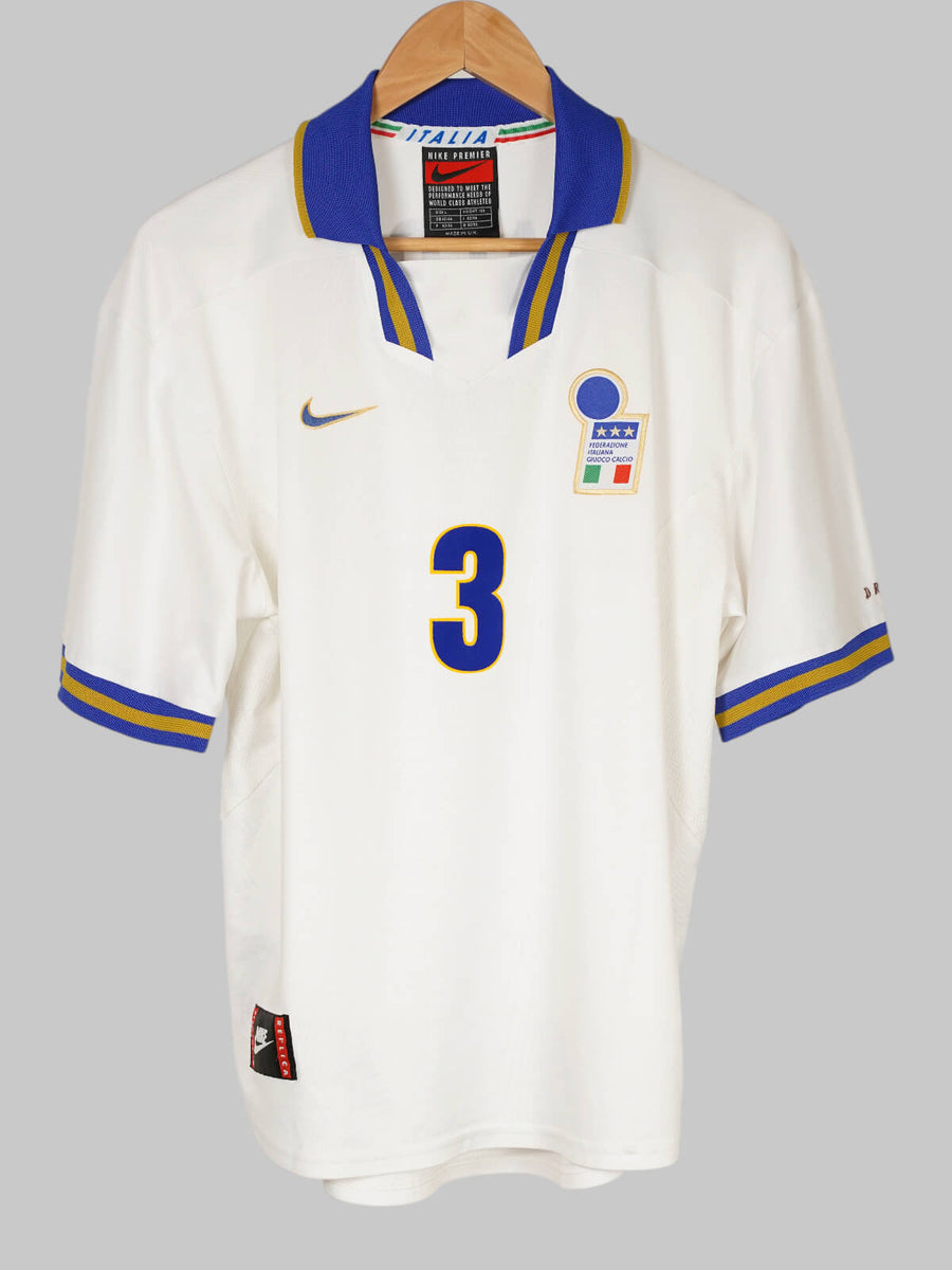 Italy Away Shirt 1996/97 Maldini 3 (L)
