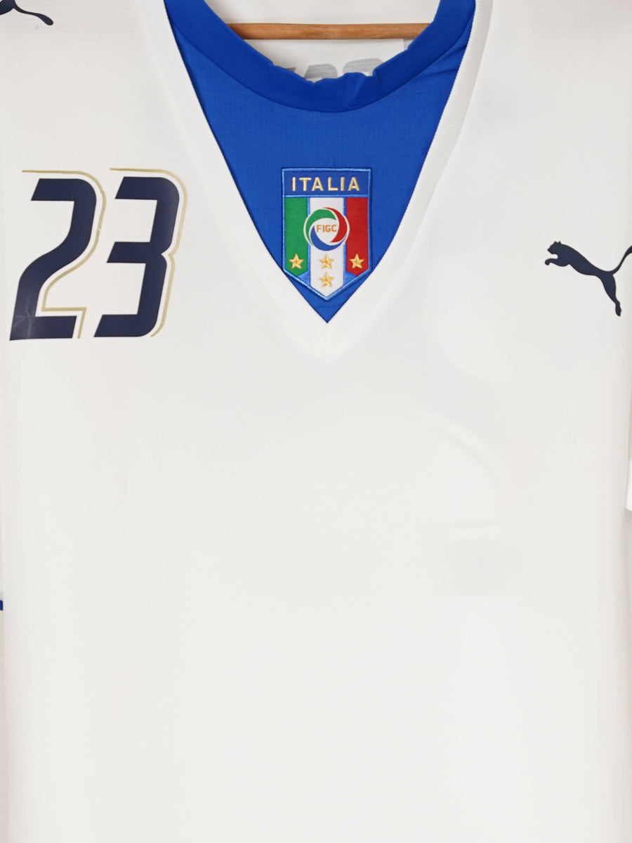 Italy Away Shirt 2006/7 Materazzi 23 (XL)