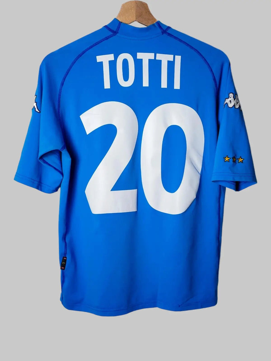 Italy Home Shirt 2000/01 Totti 20 (M)