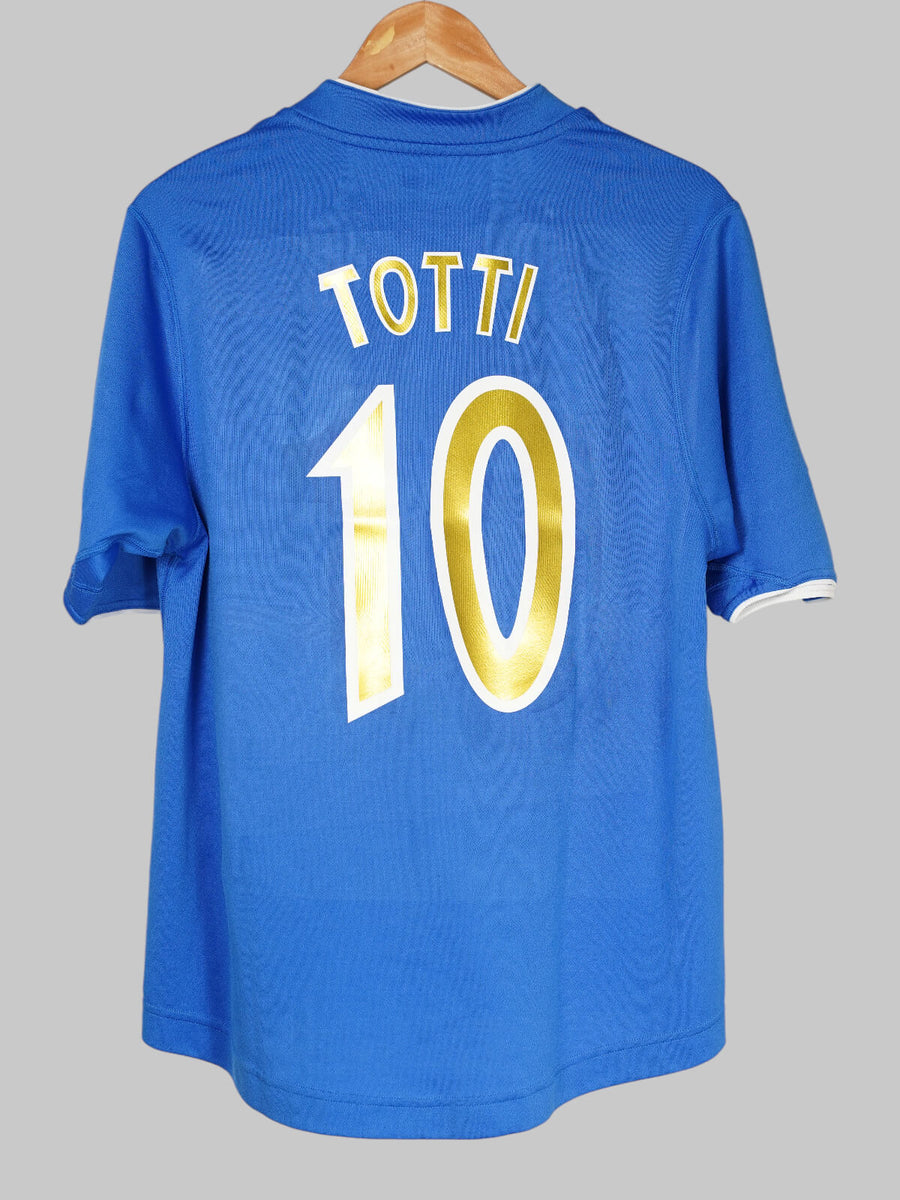 Italy Home Shirt 2003/4 Totti 10 (XL)