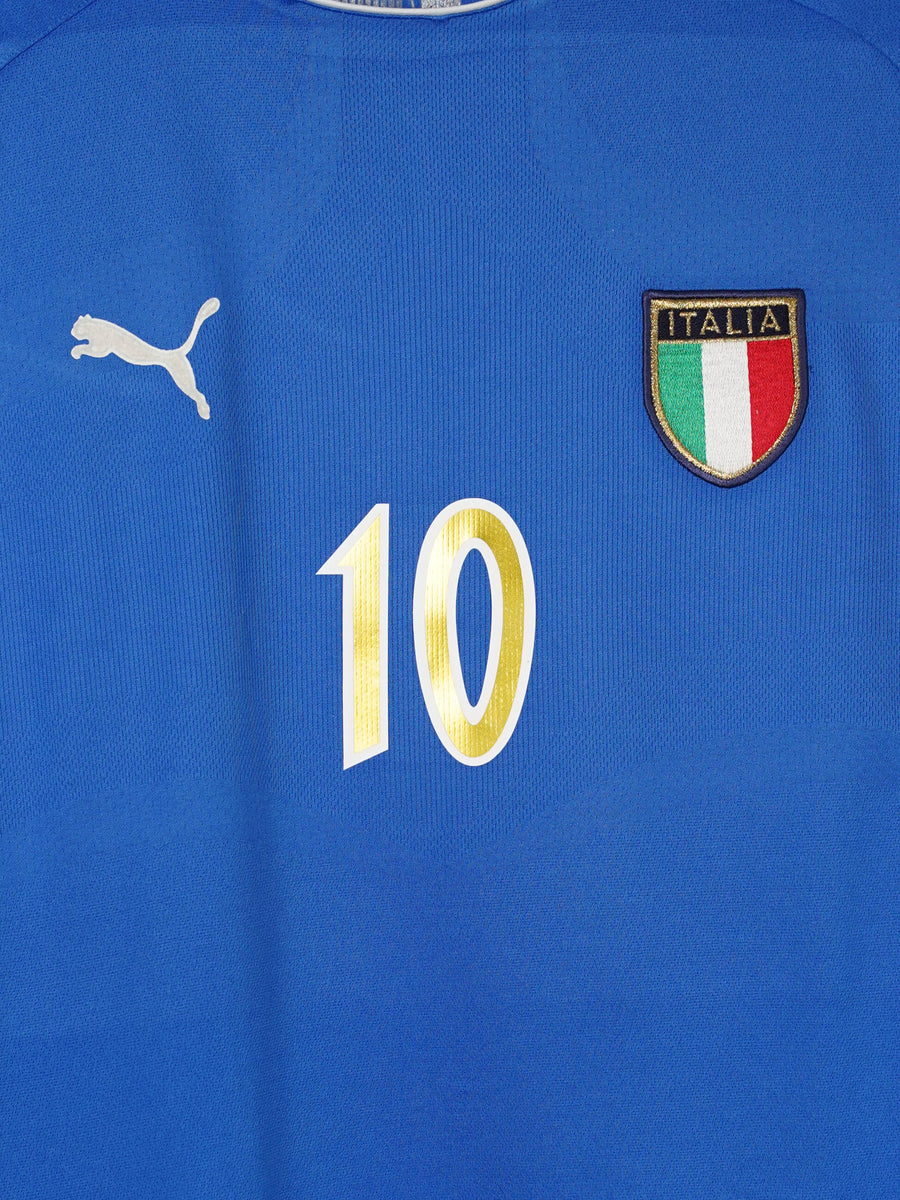 Italy Home Shirt 2003/4 Totti 10 (XL)