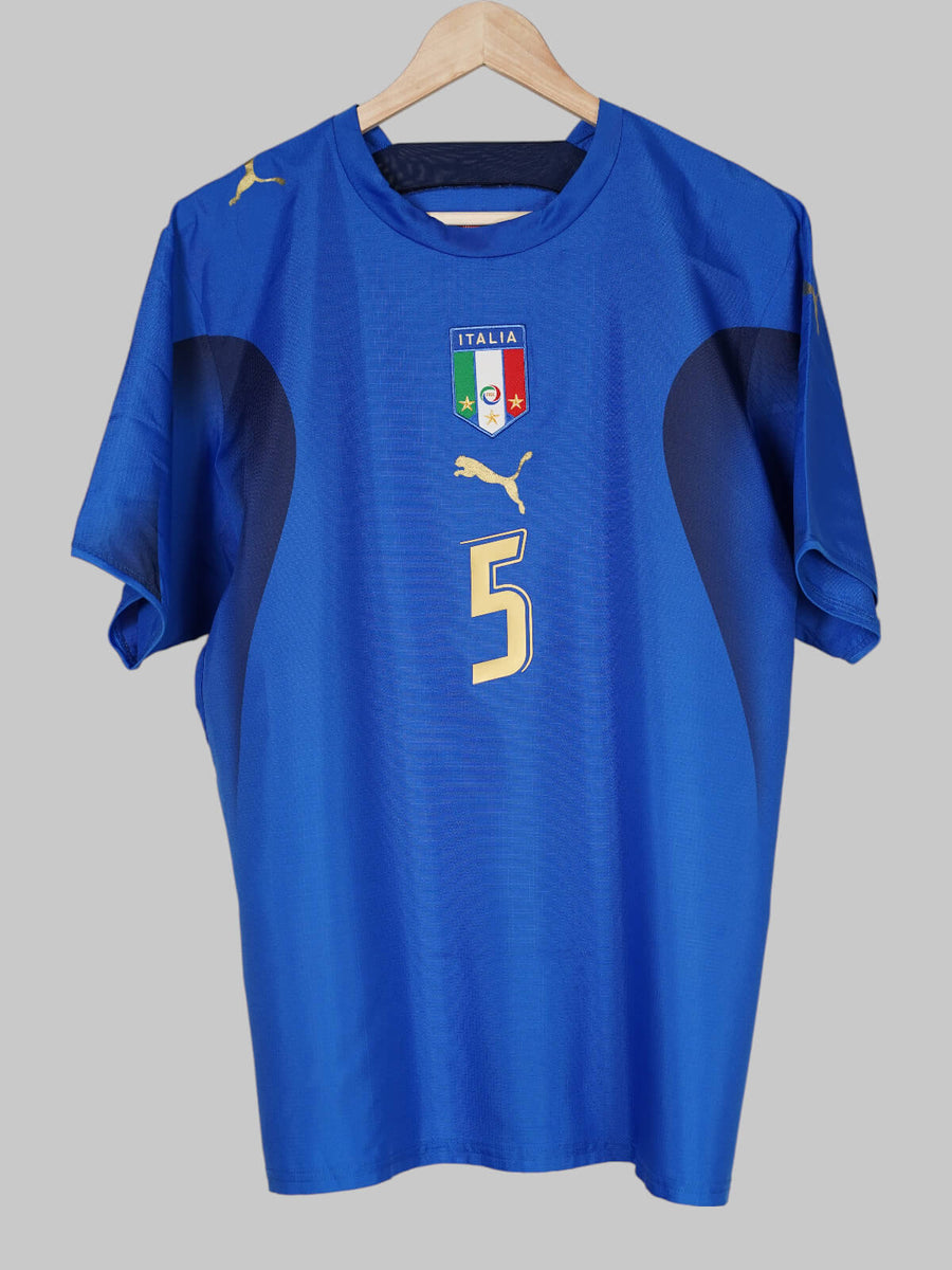 Italy Home Shirt 2006/7 Cannavaro 5 (L)