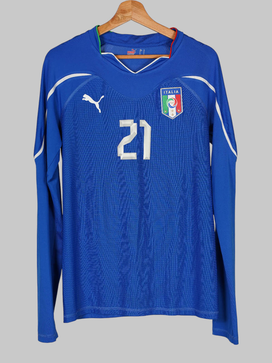 Italy Home Shirt L/S 2010/12 Pirlo 21 (L)