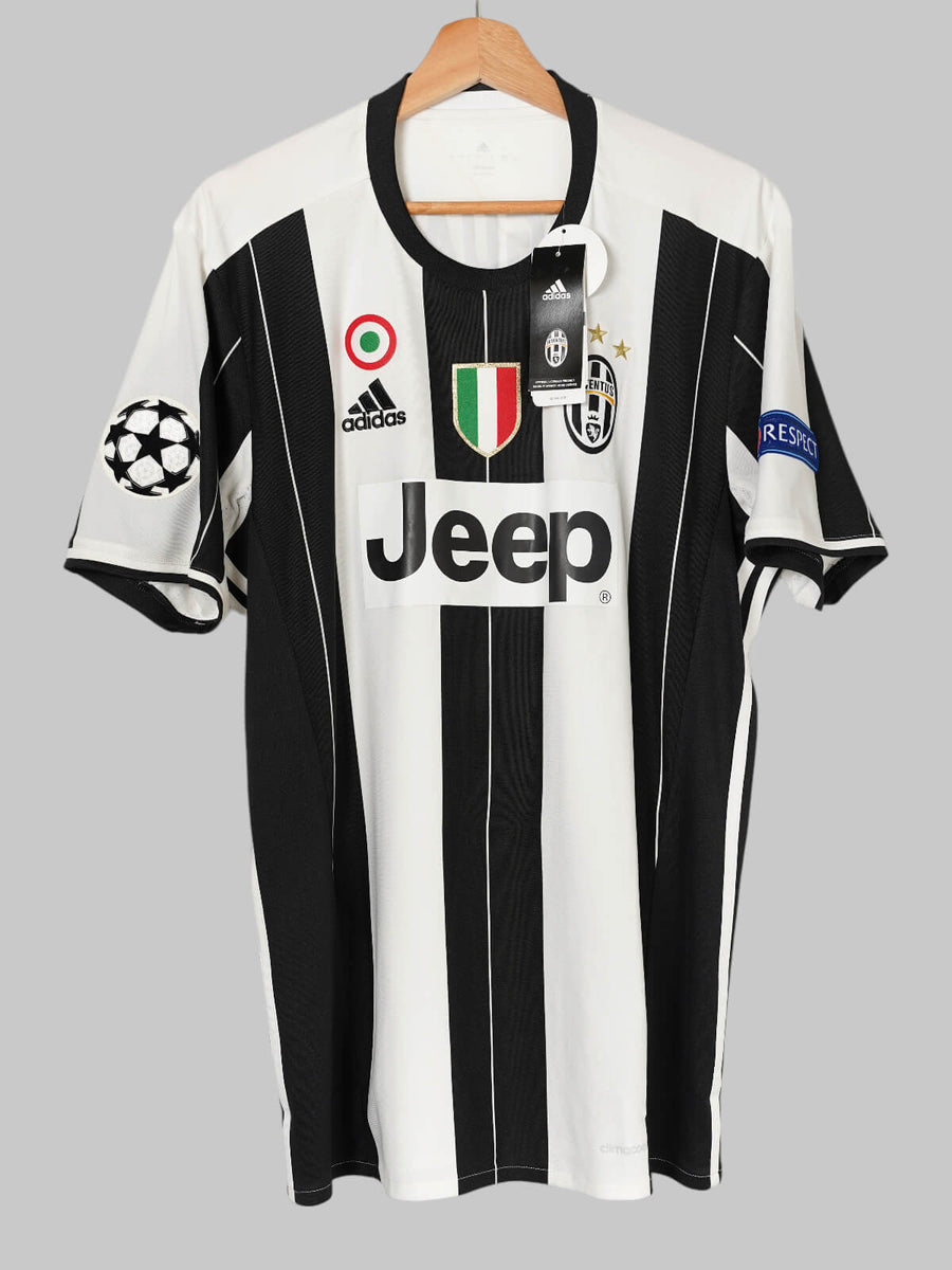 Juventus Home Shirt 2016/17 Higuain 9 Signed & BNWT (L)