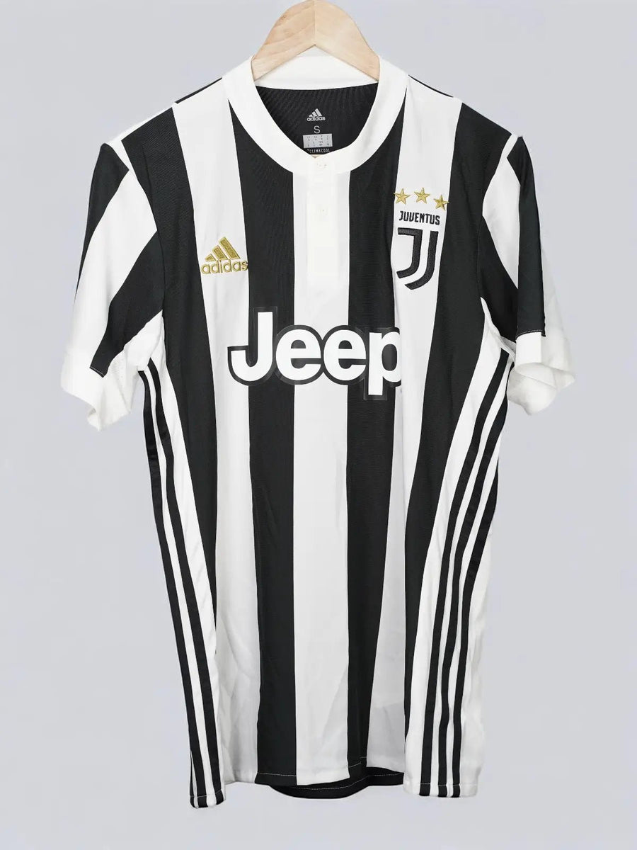 Juventus Home Shirt 2017/18 Khedira 6 (S)