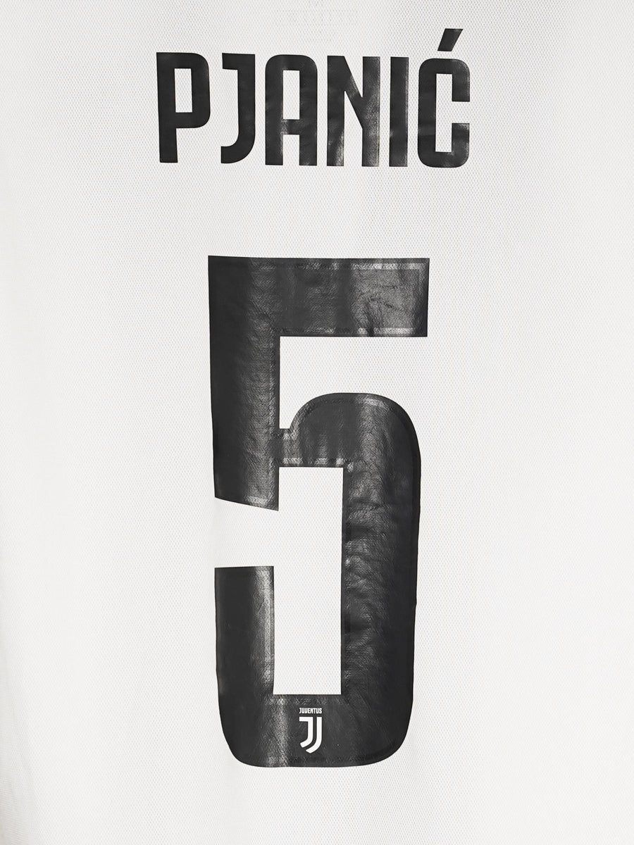 Juventus Home Shirt 2018/19 Pjanic 5 (M)