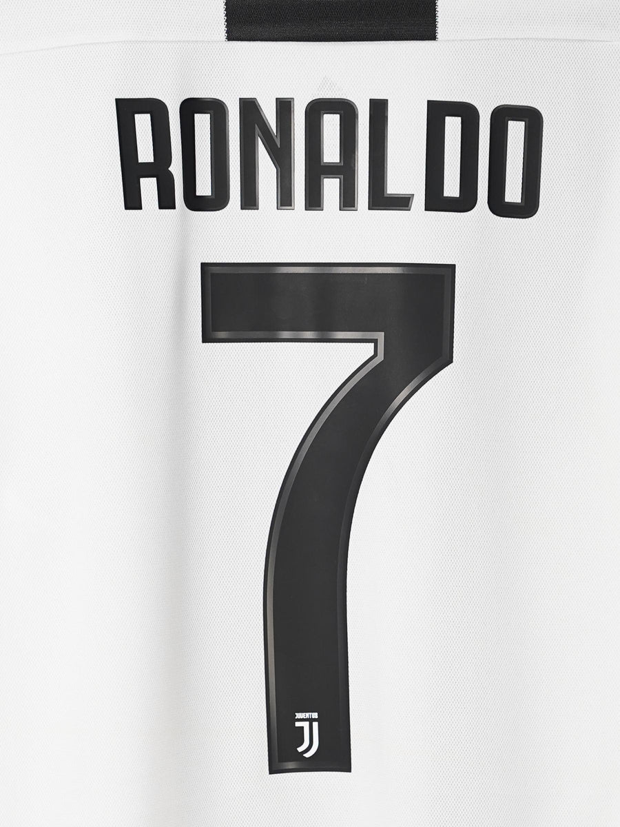Juventus Home Shirt 2018/19 Ronaldo 7 (L)