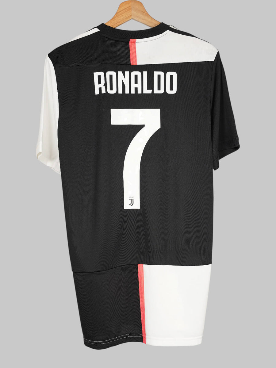 Juventus Home Shirt 2019/20 BNWT Ronaldo 7 (M)