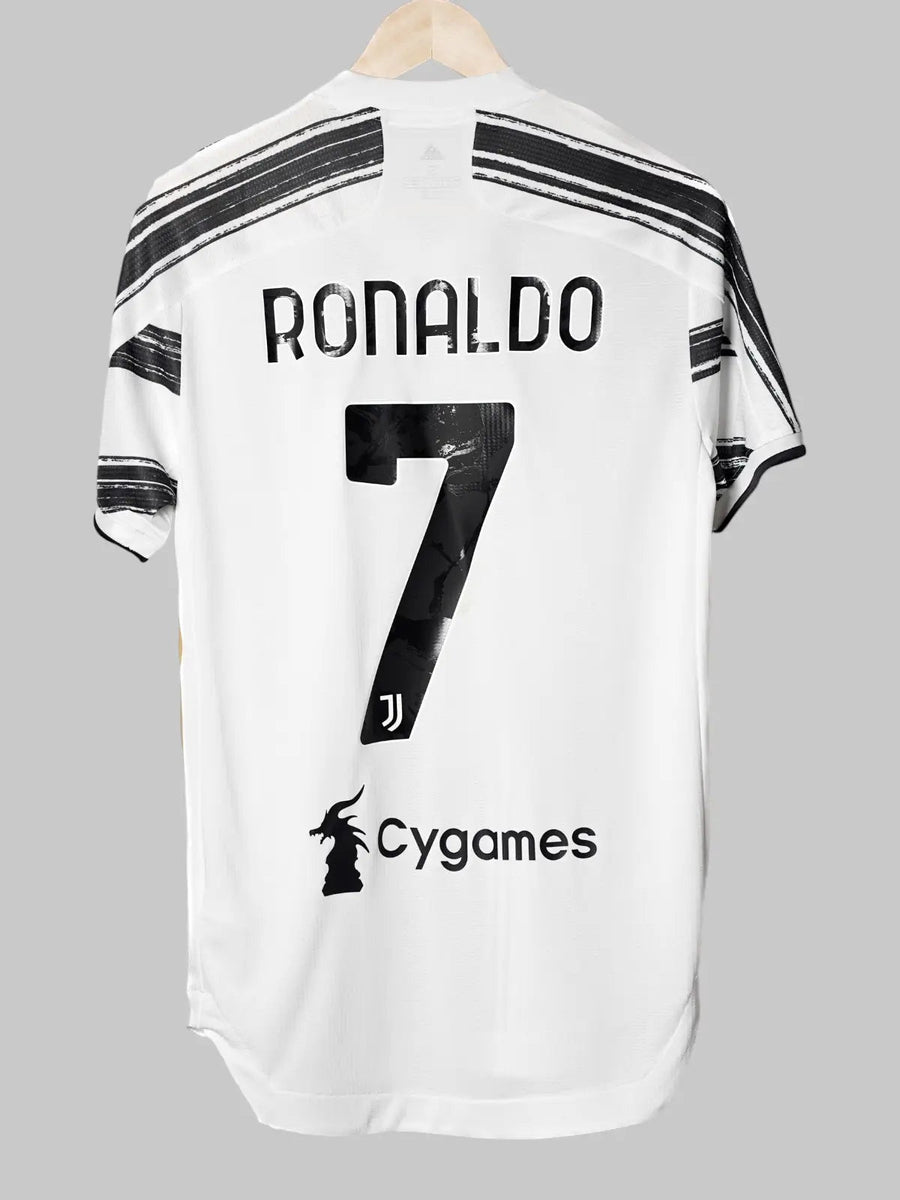 Juventus Home Shirt Authentic Version 2020/21 Ronaldo 7 BNWT (S)