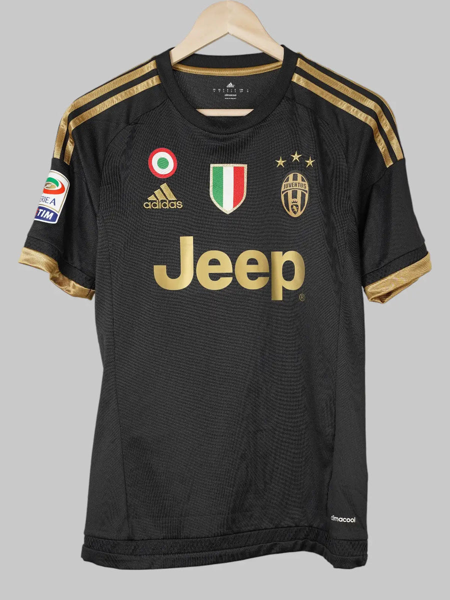 Juventus Third Shirt 2015/16 Signed Bonucci 19 (S)