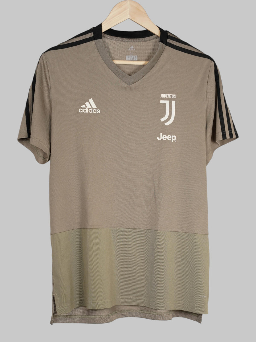 Juventus Training Shirt 2018/19 (M)