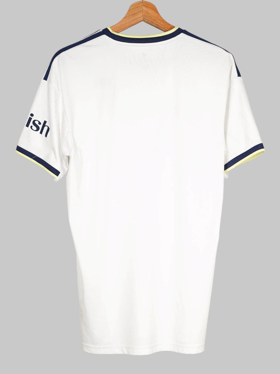 Leeds United Home Shirt 2022/23 (M)