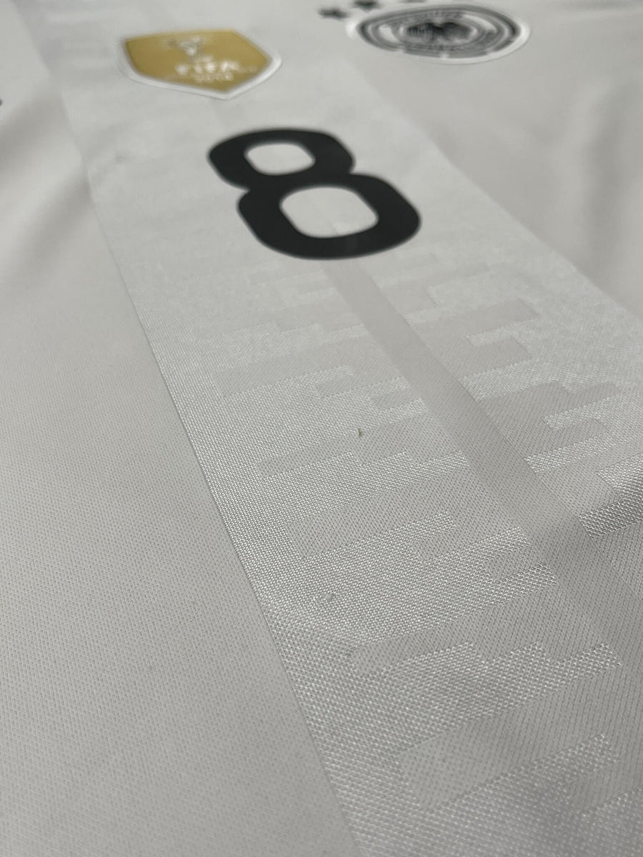 2015/16 Germany Ozil #8 Home Shirt L/S (L)