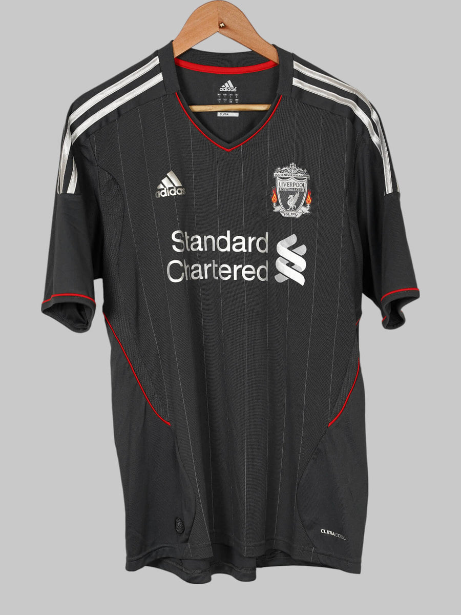 Liverpool Away Shirt 2011/12 Suarez 7 (L)