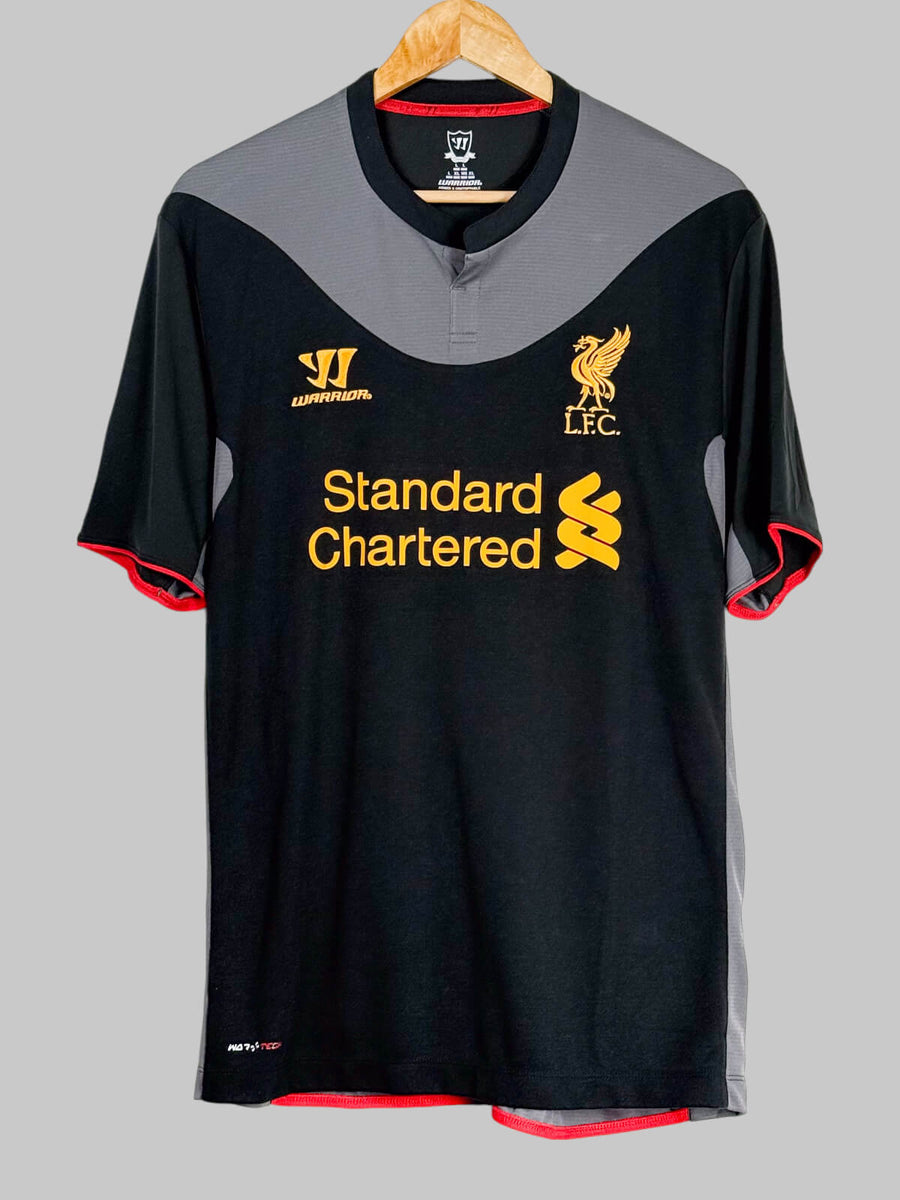 Liverpool Away Shirt 2012/13 Suarez 7 (L)