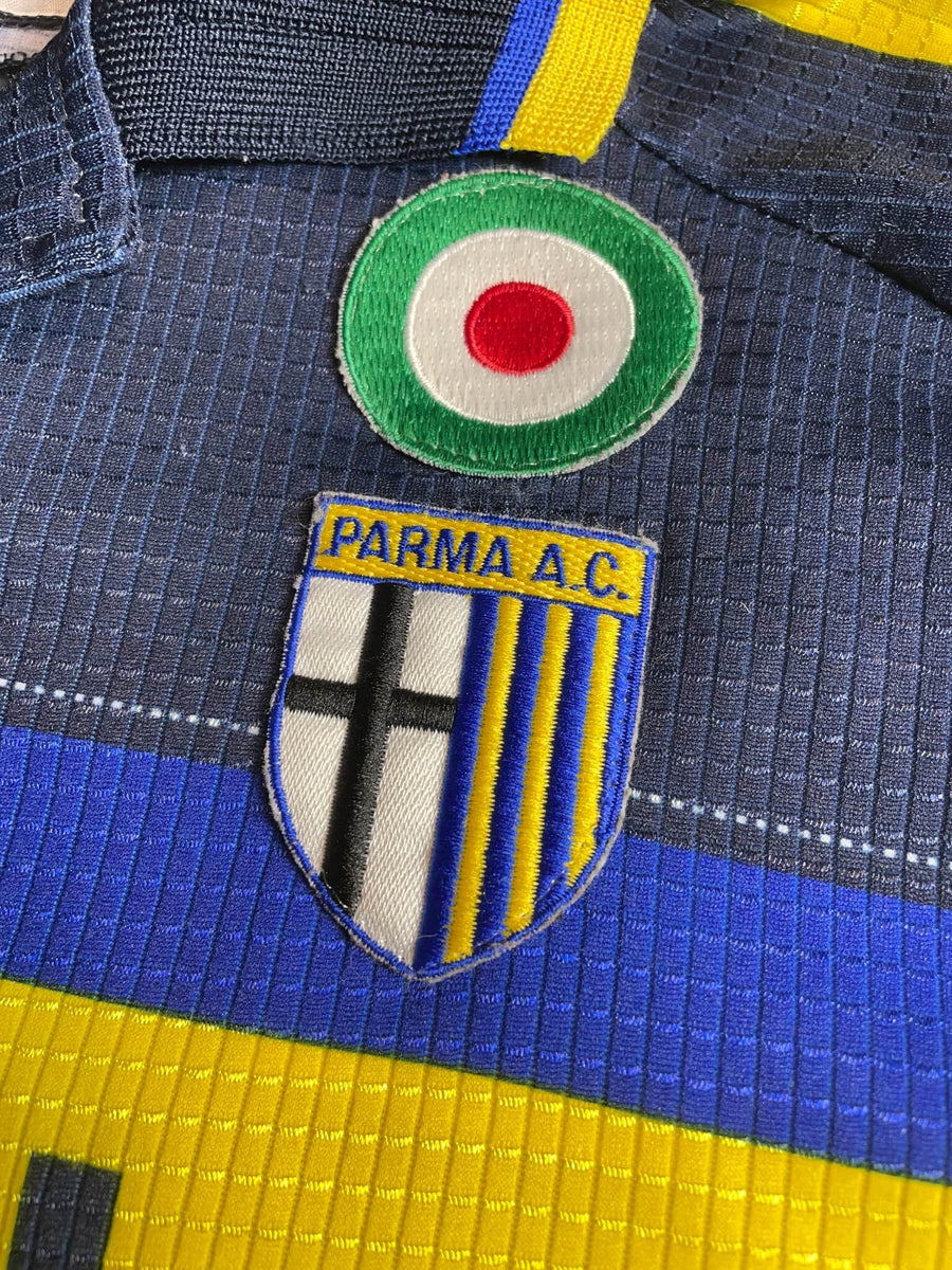 1999/00 Parma Crespo #9 Third Shirt (M)