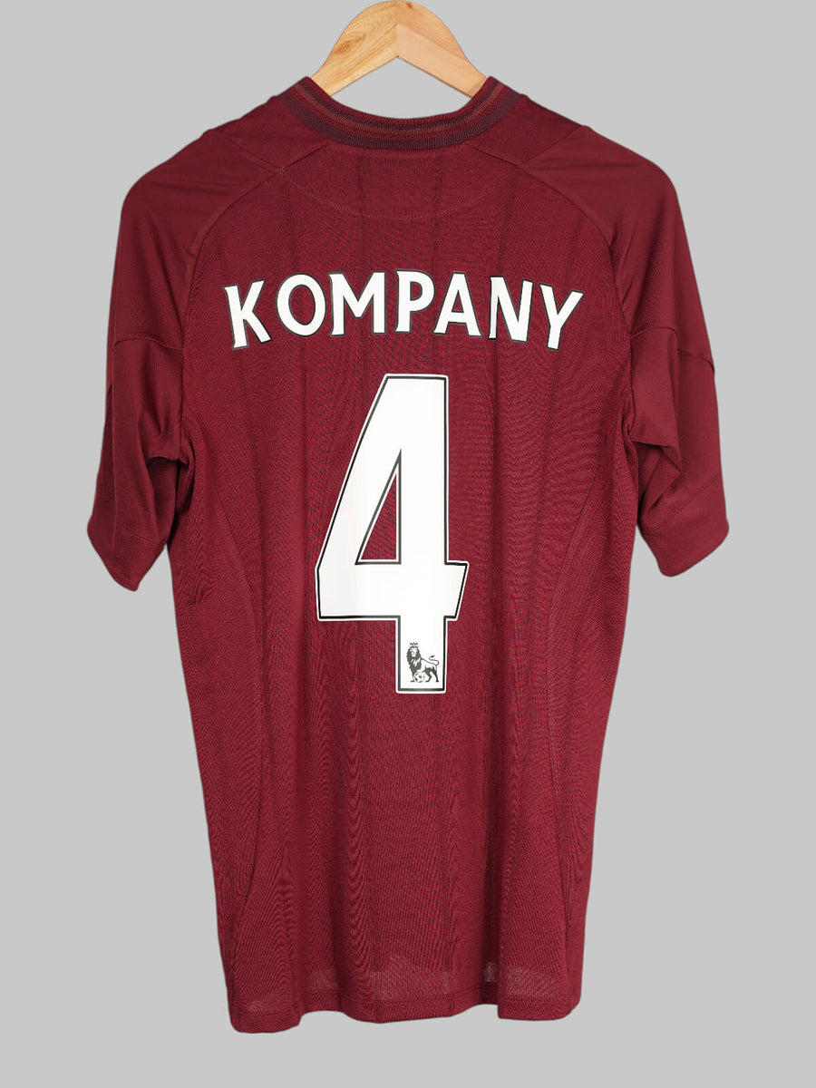 Manchester City Away Shirt 2012/13 Kompany 4 (L)