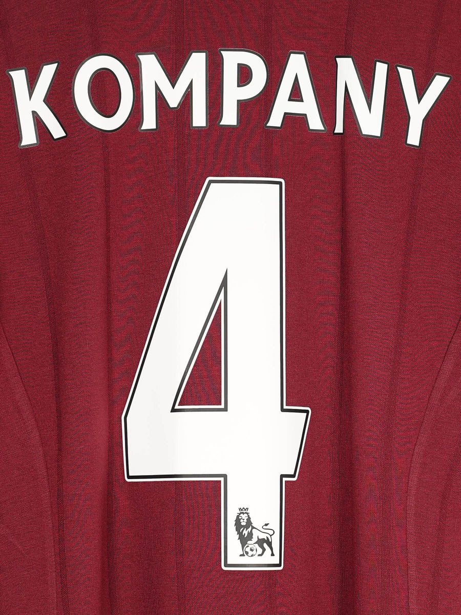 Manchester City Away Shirt 2012/13 Kompany 4 (L)