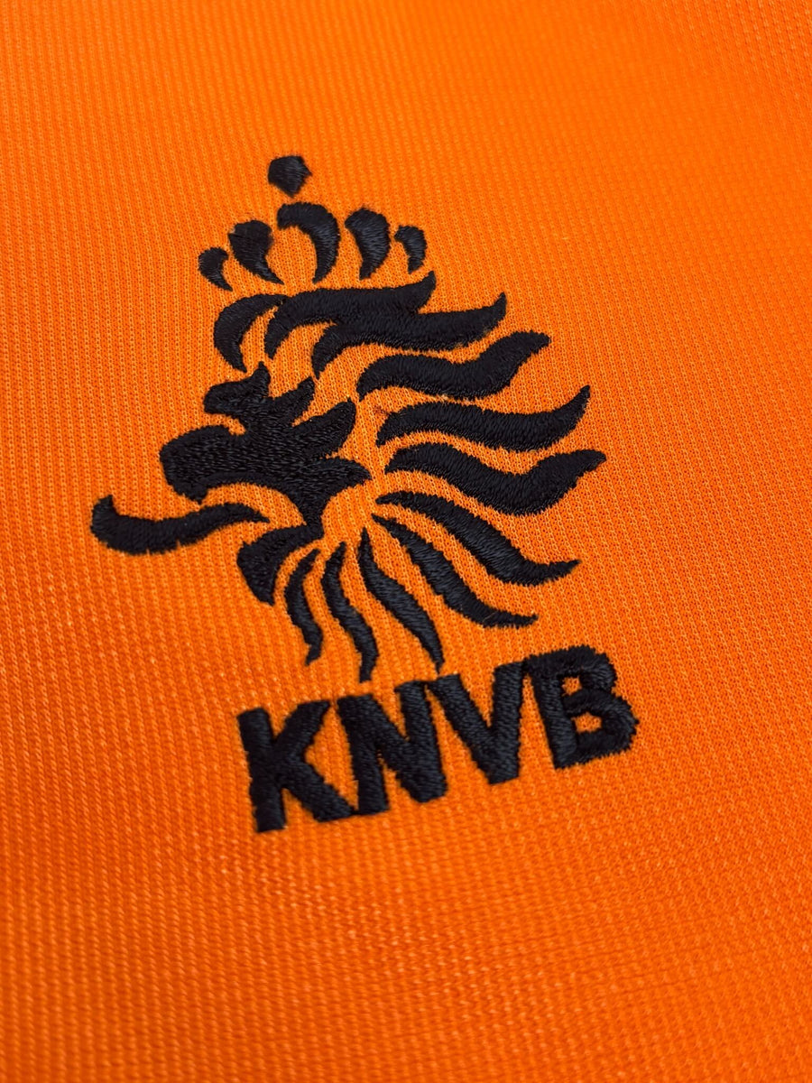 Netherlands Home Shirt 2000/2 Bergkamp 10 (L)