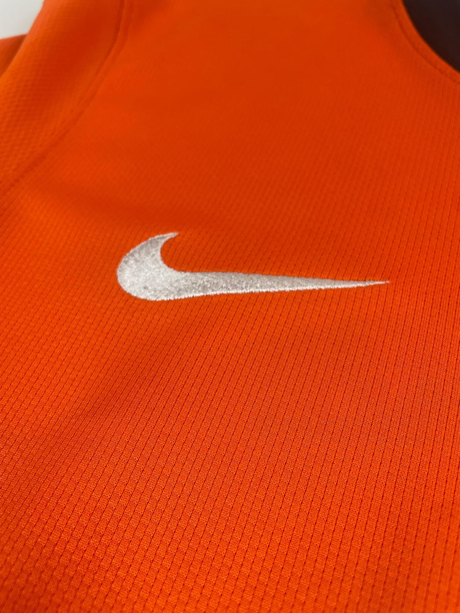 Netherlands Home Shirt 2010/11 Robben 11 (M)