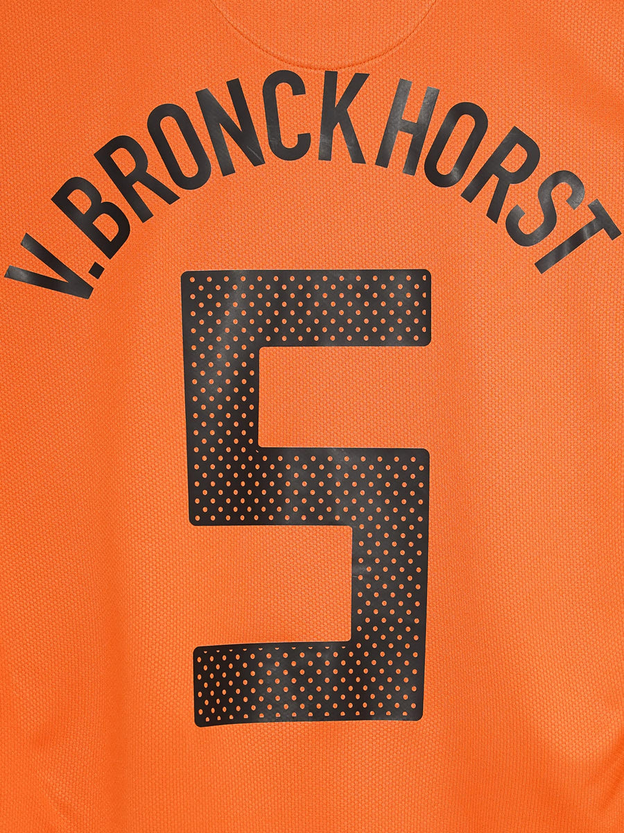Netherlands Home Shirt 2010/11 V.Bronckhorst 5 (M)