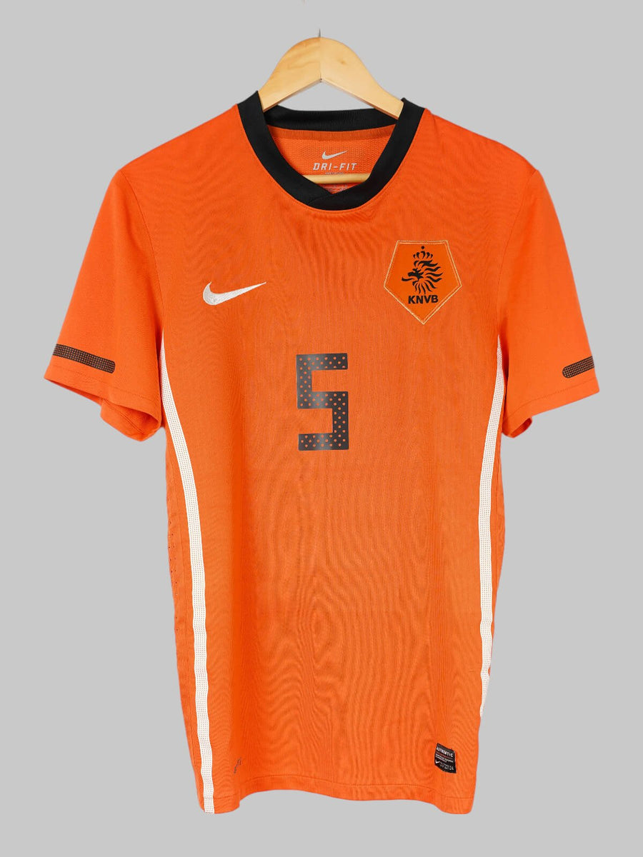 Netherlands Home Shirt Player Issue 2010/11 V.Bronckhorst 5 (M)